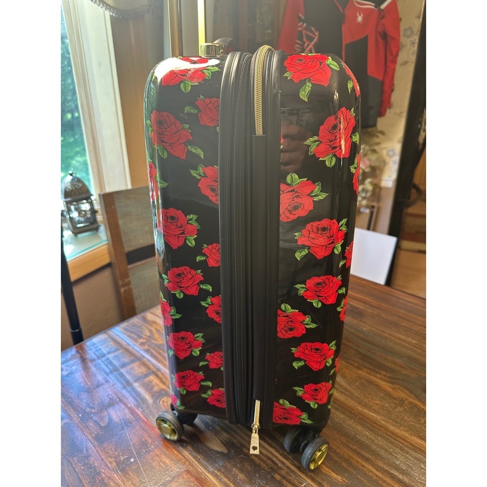 Betsey Johnson Red Rose Floral Hardside Expandable Spinner Suitcase Carry-On - Picture 10 of 16